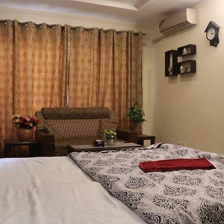 Cozy Studio Apartment In Bahria Town Ραβαλπίντι Εξωτερικό φωτογραφία