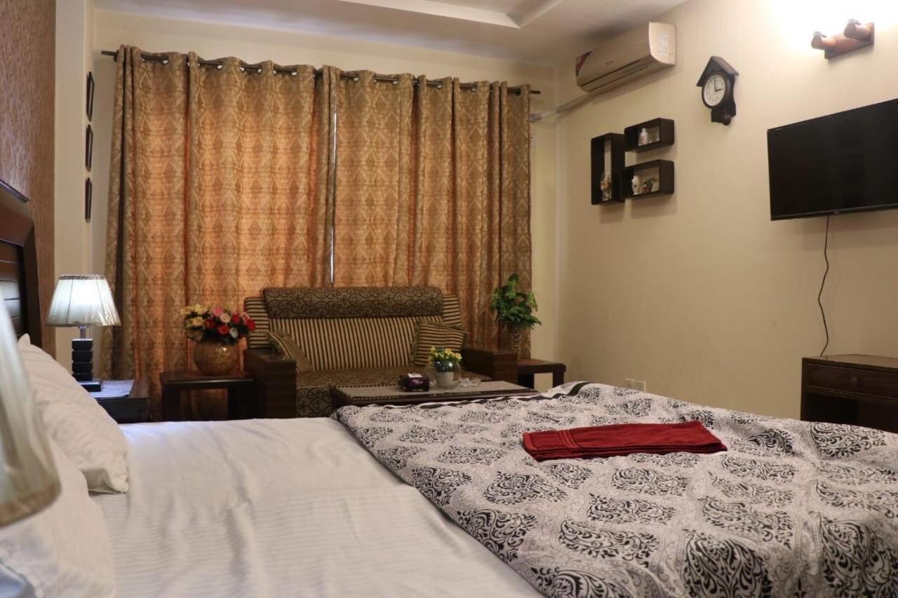 Cozy Studio Apartment In Bahria Town Ραβαλπίντι Εξωτερικό φωτογραφία
