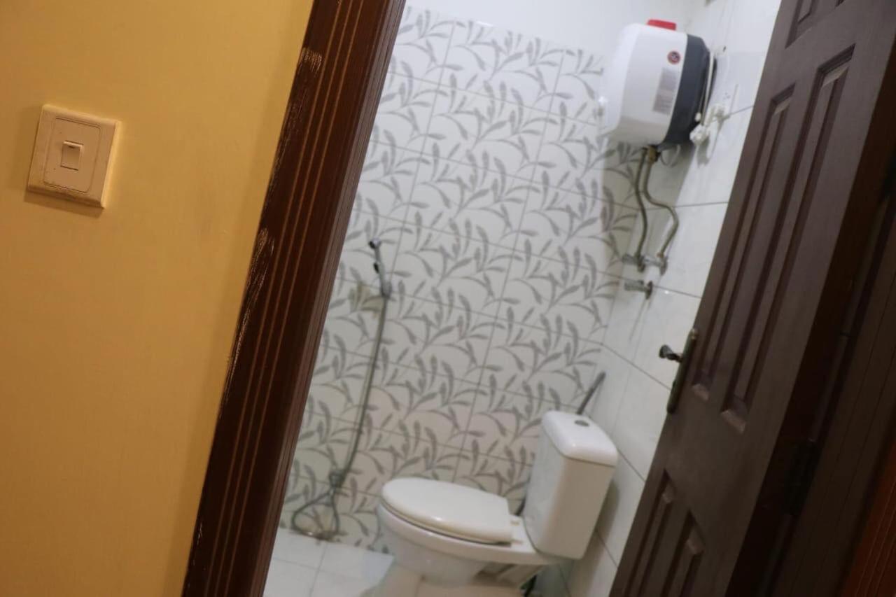 Cozy Studio Apartment In Bahria Town Ραβαλπίντι Εξωτερικό φωτογραφία
