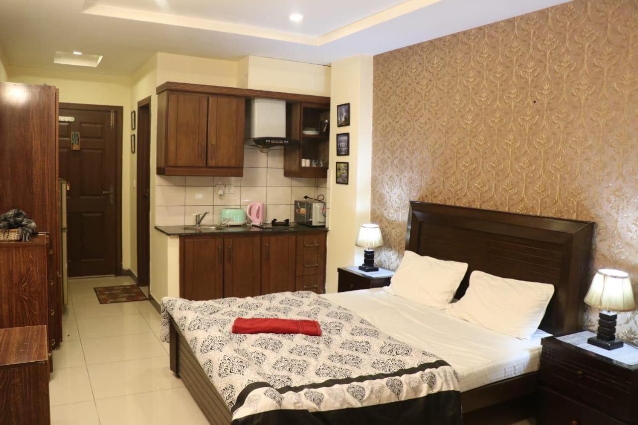 Cozy Studio Apartment In Bahria Town Ραβαλπίντι Εξωτερικό φωτογραφία